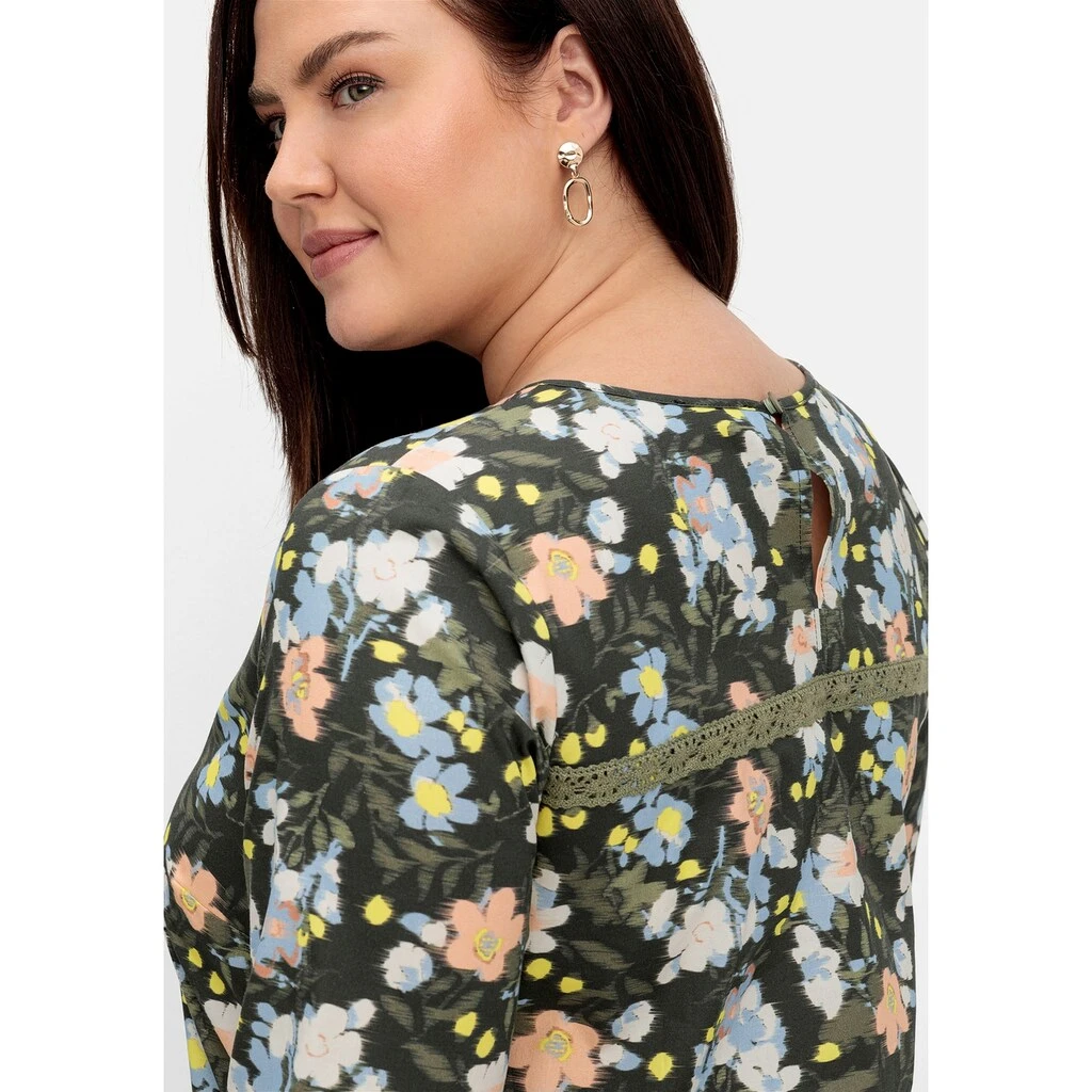 Sheego Druckkleid »Kleid«, Mit Femininem Blumendruck 5 Sheego Druckkleid »Kleid«, Mit Femininem Blumendruck – Bild 3