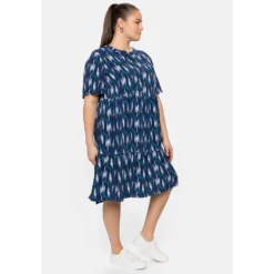 Sheego Sommerkleid »Kleid«, Mit Alloverprint, In Stufen-Optik 10 Sheego Sommerkleid »Kleid«, Mit Alloverprint, In Stufen-Optik -Deutschland Glanz Dame Verkaufs-Shop e1e1a44f4ab14ae6379fd4d7817f317b