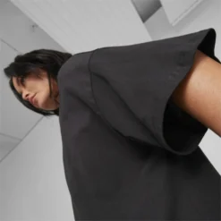 PUMA Sweatkleid »Classics T-Shirt-Kleid Damen« -Deutschland Glanz Dame Verkaufs-Shop f86c89df6f1f5bf1d68d7fae01d20594